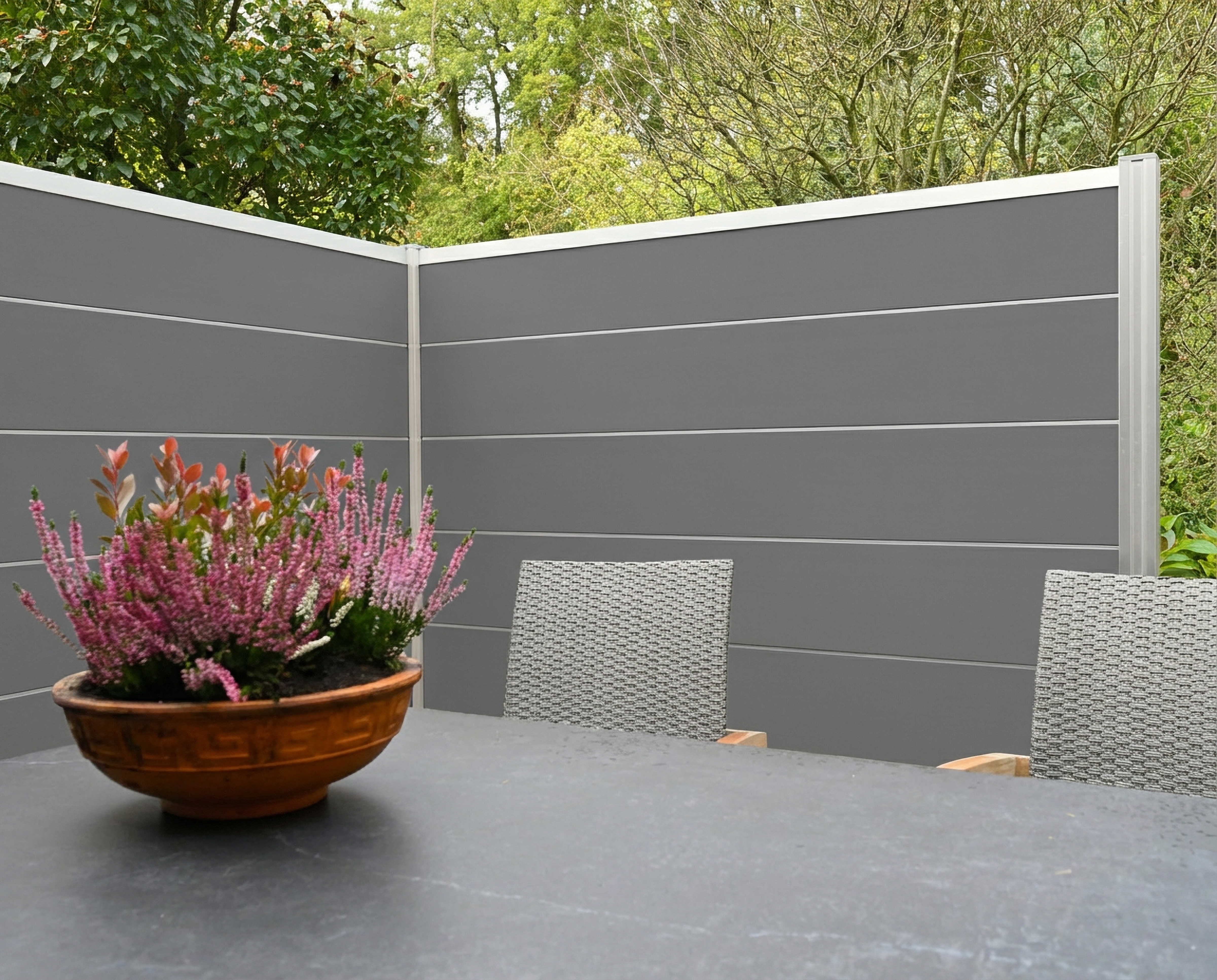 WPC Steckzaun Ameland Exclusive, ca. 180x180 cm in Schiefergrau/ Aluminium Anthrazit